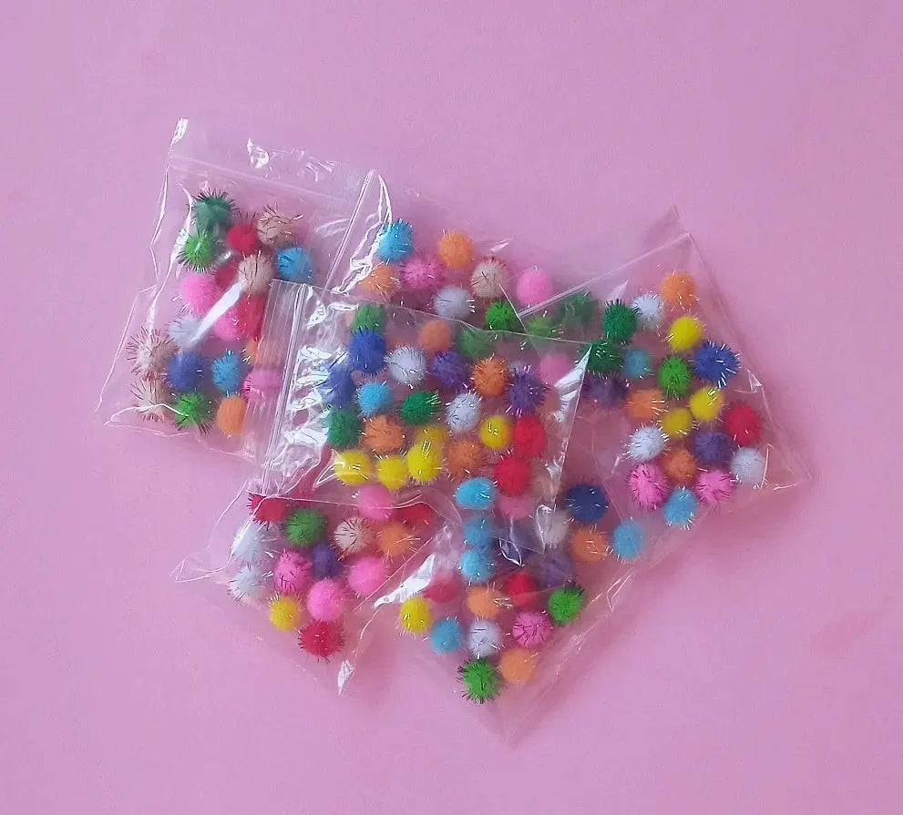 Csillogós pom-pom szett (20db) Borbolya