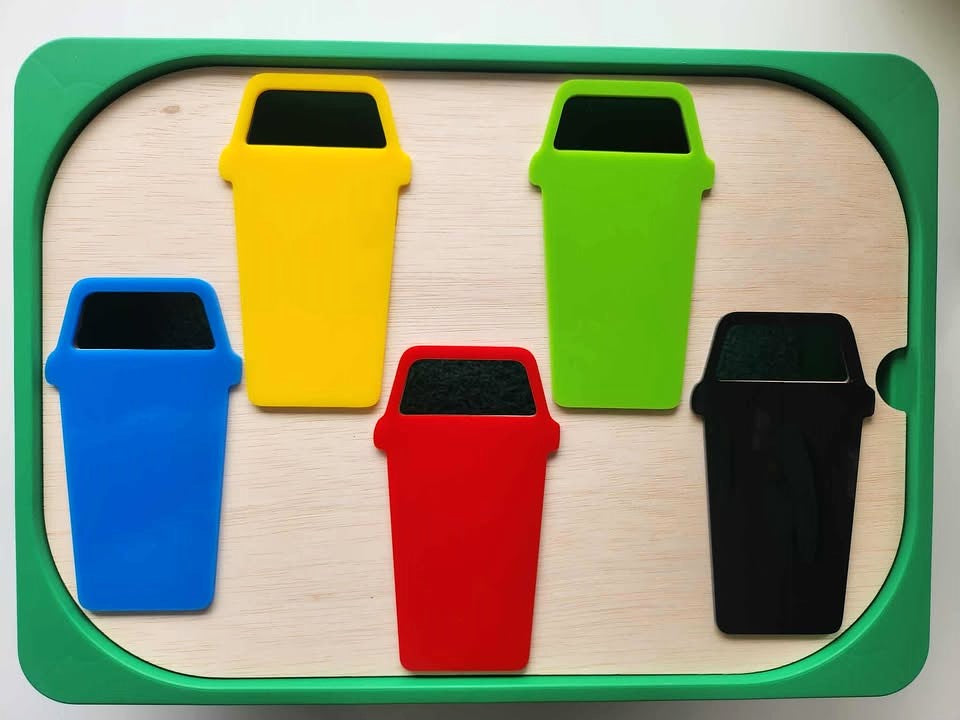 Panou educațional Flisat Insert – Coșuri pentru colectarea selectivă a deșeurilor
