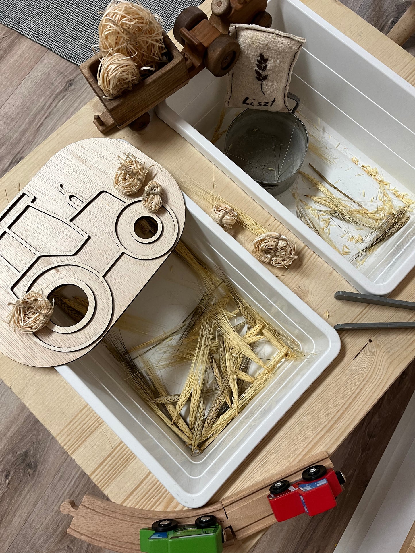 Flisat Insert kreatív fejlesztő tábla - Traktor Borbolya