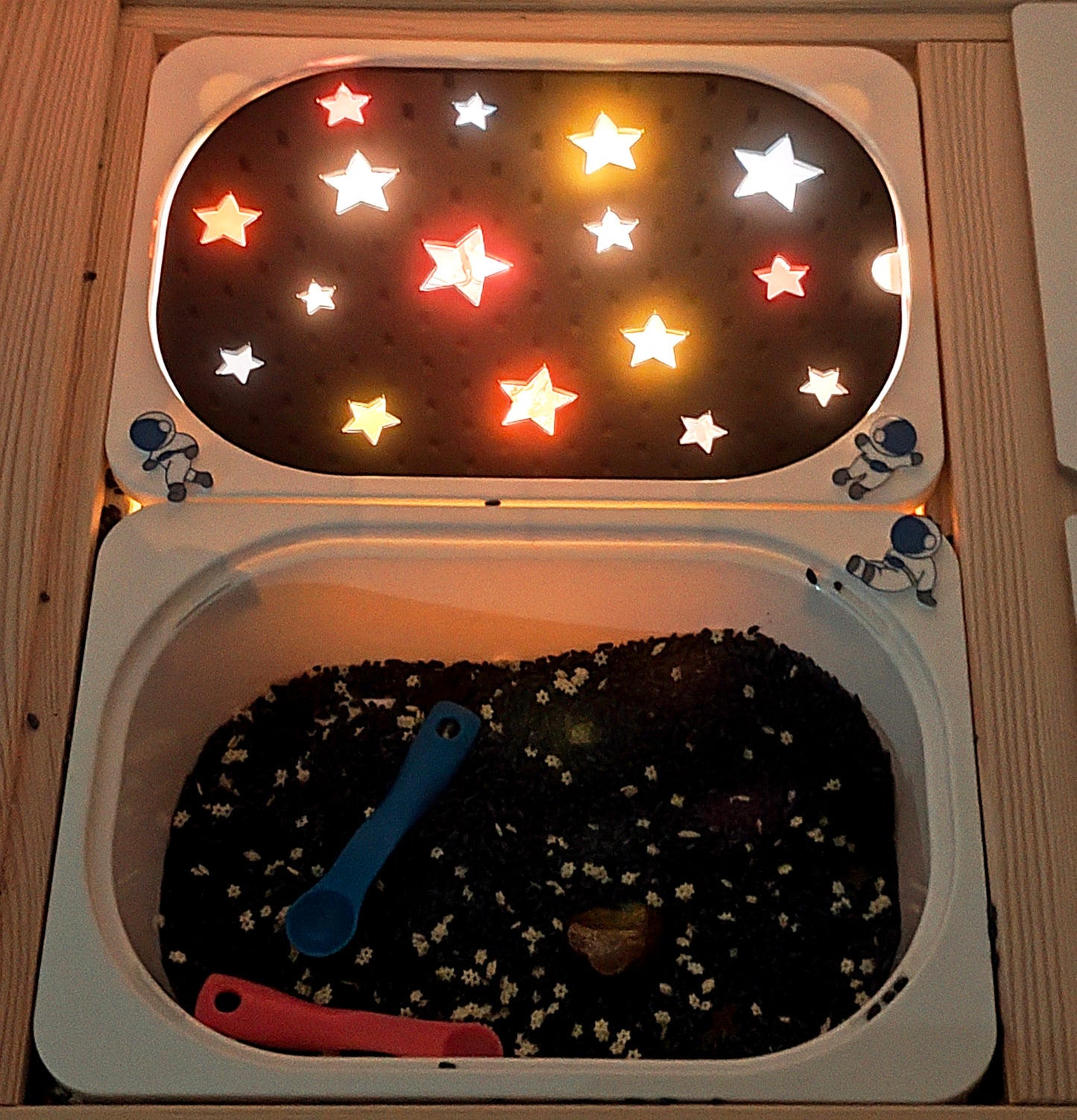 Világűr fényei - nyílt végű foglalkoztató tábla