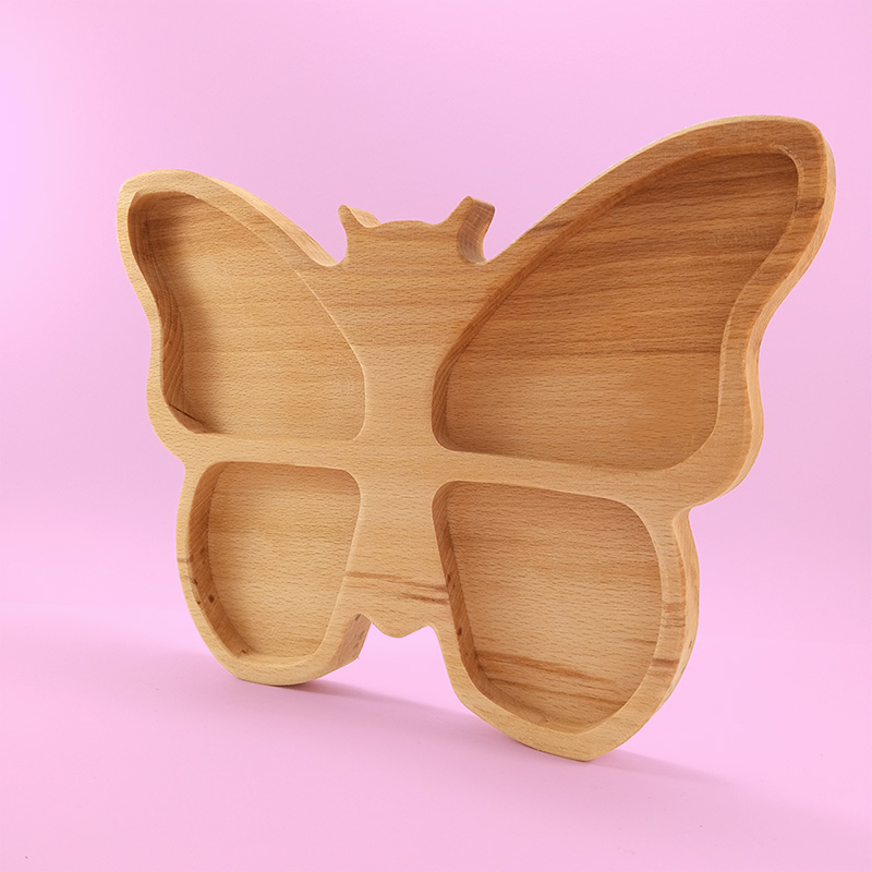 Butterfly shaped wooden plate to BLW feeding