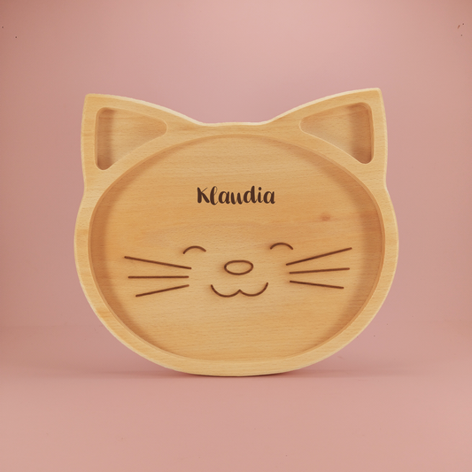 Kitten shaped wooden plate to BLW feeding